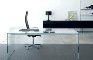 شیشه میز مدیریت