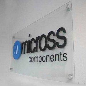 طلق شیشه ای شفاف