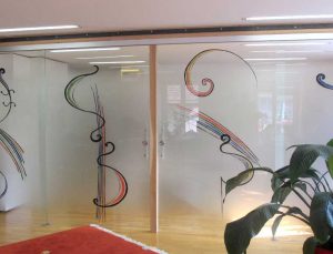 شیشه سکوریت طرح دار