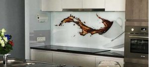 شیشه چاپی بین کابینت