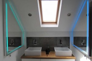 آینه سرویس بهداشتی