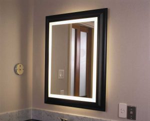 آینه سرویس بهداشتی