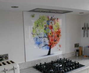 شیشه رنگی لاکوبل