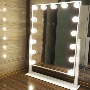 آینه اتاق پرو