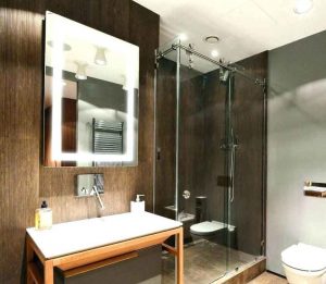 آینه سلطنتی