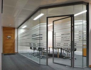 درب شیشه ای سکوریت