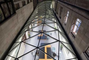 سقف شیشه ای