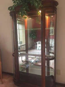 شیشه خم بوفه