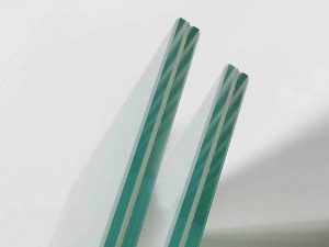 شیشه لمینیت