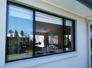 پنجره آلومینیومی