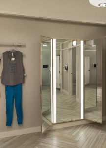 آینه نورپردازی