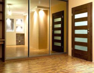 درب اتاق خواب