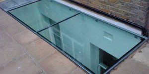 شیشه نشکن کف