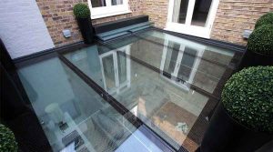 شیشه نشکن کف