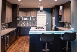 میز شیشه ای آشپزخانه