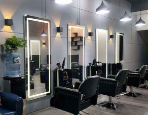 آینه کاری روی دیوار