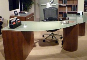 قیمت شیشه رومیزی