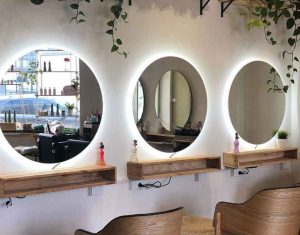 آینه آرایشگاه