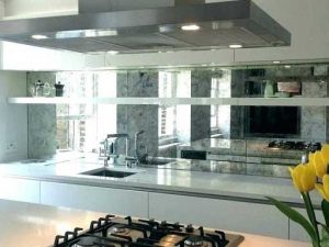 آینه آنتیک طرح دار