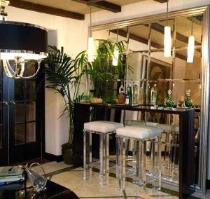 آینه تزئینی