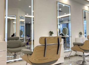 آینه سالن زیبایی