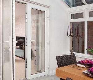 پنجره یو پی وی سی