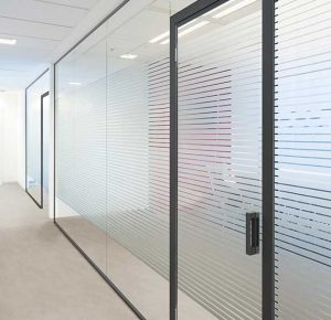 شیشه ضد حریق