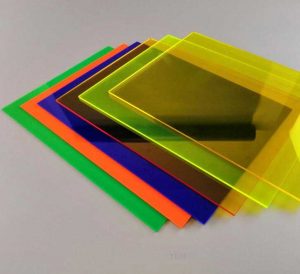 طلق شیشه ای رنگی