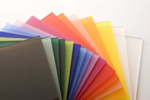 طلق شیشه ای رنگی