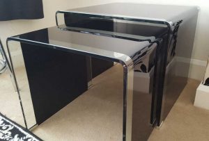 میز شیشه ای