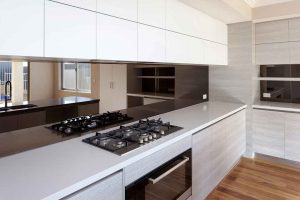 شیشه سکوریت بین کابینتی