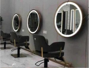 آینه هوشمند آرایشگاه