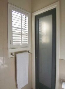 درب آلومینیومی دستشویی