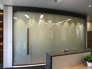 شیشه لمینت رنگی