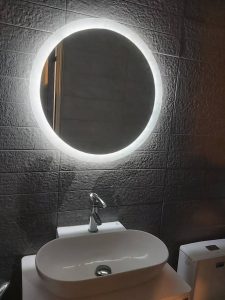 آینه گرد دیواری