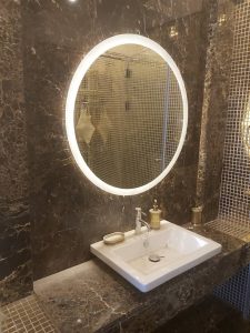 آینه ضد بخار