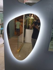 آینه نور مخفی