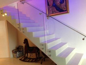 نرده شیشه ای فیکس پوینت