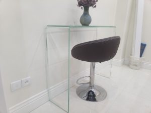 میز شیشه ای
