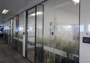 پارتیشن شیشه ای اداری
