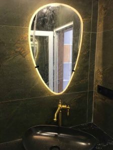 آینه سرویس بهداشتی