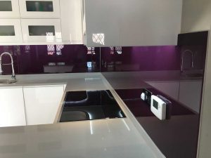 شیشه رنگی دکوراتیو