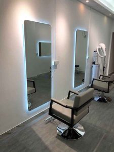 آینه آرایشگاه