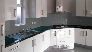 شیشه بین کابینتی طوسی