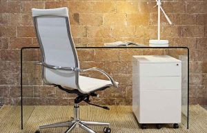 میز شیشه ای