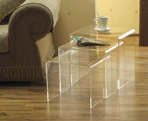 شیشه روی میز مبل