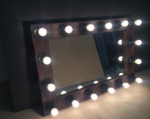 آینه چراغدار