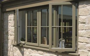 شیشه سه جداره