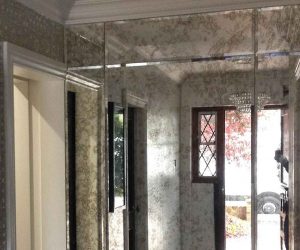 آینه آنتیک طرح دار