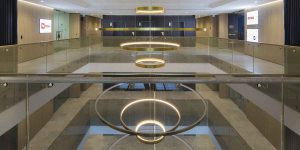 شیشه لمینت رنگی